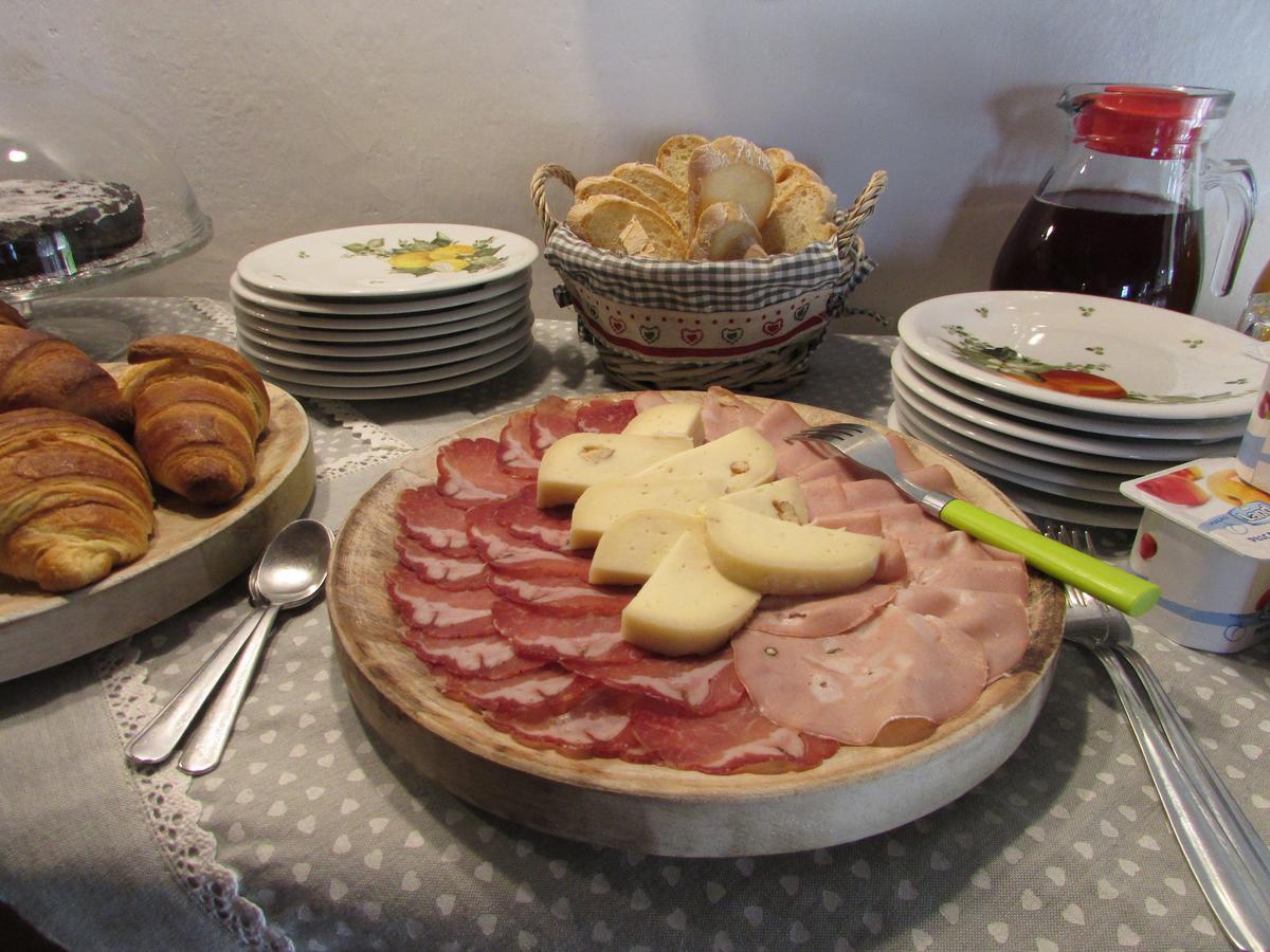 Le Querce Di Campolungo Bed & Breakfast San Giustino Dış mekan fotoğraf